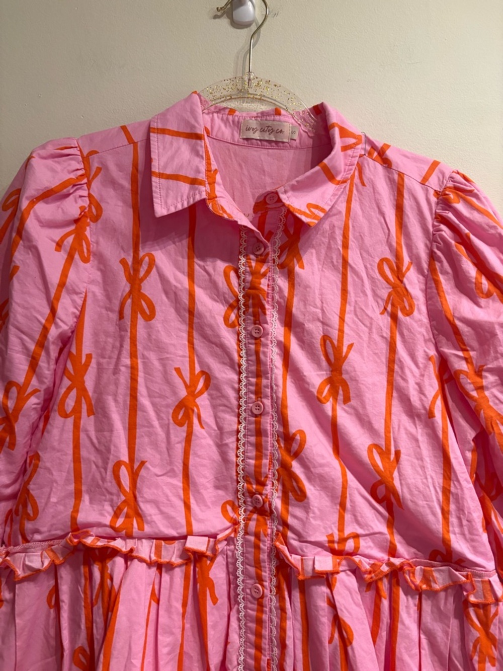 Ivy City Co Bowie Pink Orange Bow Print Cotton Tiered Mini Dress Size Small - Picture 8 of 10